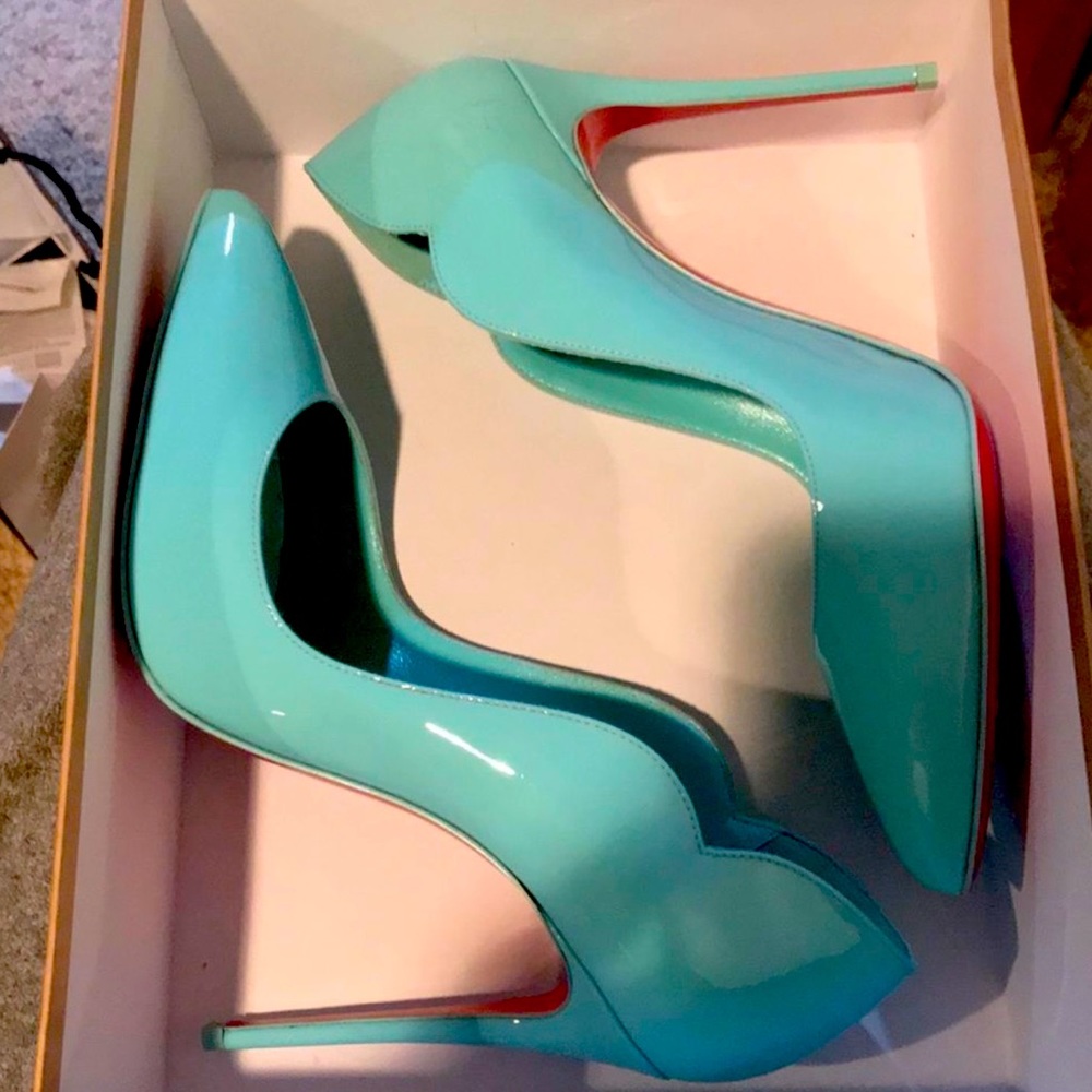 NEW! Christian Louboutin Hot Chick 100 patent-leather Pumps 39 | US Size 9
